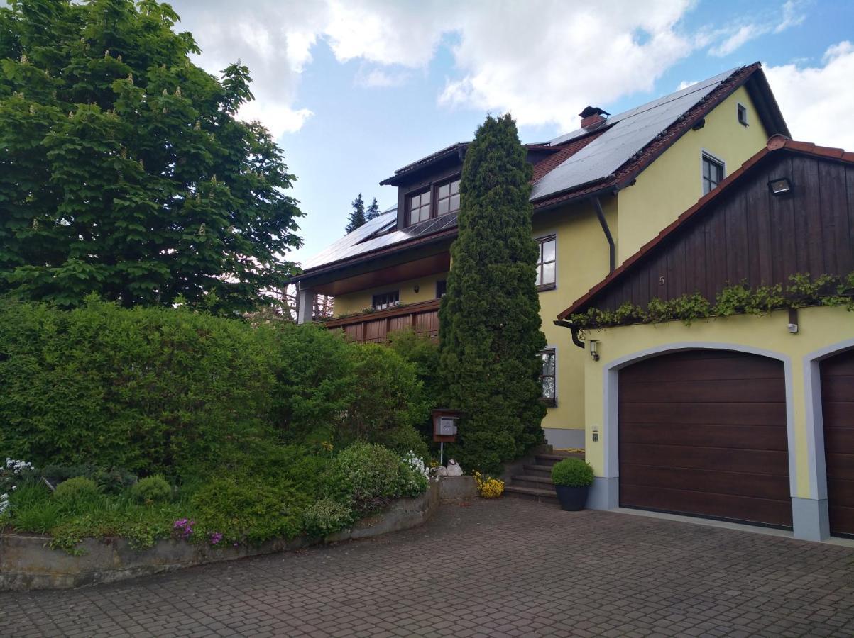Ferienwohnung Adelhardt Eckersdorf Kültér fotó